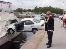 പെണ്ണുങ്ങള്‍ക്ക് പാര്‍ക്ക് ചെയ്യാനറിയില്ലെന്ന്