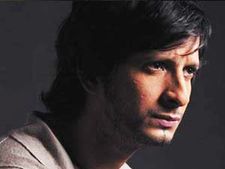 ഷെര്‍മാന്‍ ജോഷിക്ക് മുന്നാഭായിയുടെ ഫെരാരി