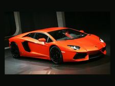 ലംബോര്‍ഗിനി അവന്‍റഡോര്‍ 3.69 കോടിക്ക്