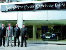 റോള്‍സ് റോയ്സിന് പുതിയ ഷോറൂം