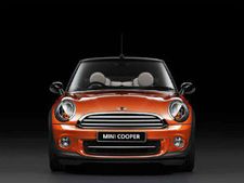 ദില്ലിയില്‍ മിനിയുടെ മൂന്ന് മോഡലുകള്‍