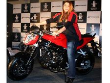 ഹ്യോസംഗ് 650 നേക്കഡിന് ഡിസ്‍കൗണ്ട്