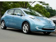 നിസ്സാന്‍ ലീഫ് എക്സ്പോയില്‍