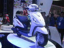 സുസുക്കി 'സ്വിഷ്' വിപണിയില്‍