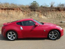 കൊടുംവെയിലിലെ ഭ്രാന്തന്‍ ചെന്നായ്