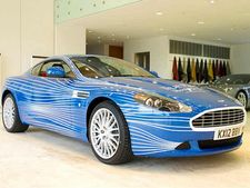 ആസ്റ്റണിന്‍റെ ഫേസ്‍ബുക് എഡിഷന്‍