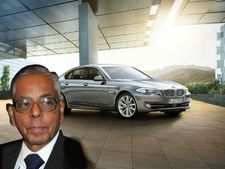 എംകെ നാരായണന്‍ ഇനി 5 സീരീസില്‍