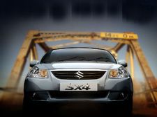 എസ്എക്‌സ്4, കൊറോള നികുതിപ്രശ്‌നം പരിഹരിച്ചു