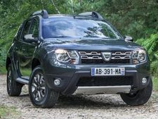 റിനോ ഡസ്റ്റര്‍ മുഖം മിനുക്കിയത് കാണാം