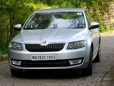 സ്‌കോഡ ഒക്ടേവിയ 1.8 ടിഎസ്‌ഐ അംബീഷന്‍