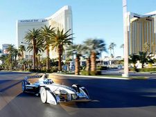 ഫോര്‍മുല ഇലക്ട്രിക് റേസിംഗ് കാര്‍ ലാസ് വെഗാസില്‍ പ്രദര്‍ശിപ്പിച്ചു