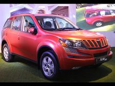 മഹീന്ദ്ര എക്‌സ്‌യുവി500 ഓട്ടോമാറ്റിക് 2015ല്‍