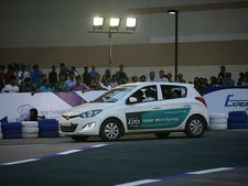 ഹ്യൂണ്ടായ് കാറുകൾ പിന്നാക്കം പാഞ്ഞപ്പോള്‍