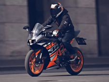 കെടിഎം ആര്‍സി125-നെ വീഡിയോയില്‍ കാണാം