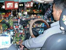 കാറിന്റെ ഇന്റീരിയറിന് ഭംഗി കൂട്ടുന്ന ഭയങ്ങരന്മാര്‍