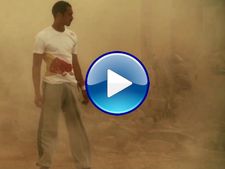 റാലി കാറിനെ ഓടിത്തോല്‍പ്പിക്കുന്ന മുഹമ്മദലി