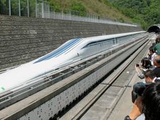 മണിക്കൂറില്‍ 500 കിമി. വേഗതയിലോടുന്ന കാന്തിക തീവണ്ടി