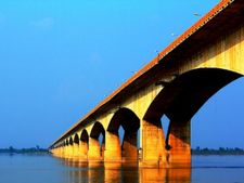 ഇന്ത്യയിലെ 9 റോഡ് അത്ഭുതങ്ങള്‍