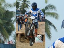 ബീമാപള്ളിയിലെ ഡര്‍ട്ട് ബൈക്ക് റാലി