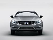 ലോകത്തിലെ ആദ്യ ക്രോസ്സോവര്‍ സെഡാന്‍: വോള്‍വോ എസ്60 ക്രോസ് കണ്‍ട്രി