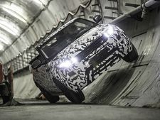 റെയ്ഞ്ച് റോവര്‍ ഇവോക്ക് കണ്‍വെര്‍ടിബ്ള്‍ ടെസ്റ്റ് ചെയ്യുന്നു