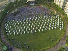 മുസ്ലിങ്ങളെ ജോലിക്കെടുക്കില്ലെന്ന് പൂന്തോ സമ്മാനിച്ച കമ്പനി