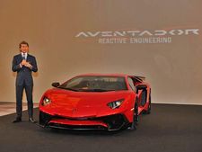 ലാമ്പോര്‍ഗിനി അവന്റഡോര്‍ എസ്‌വി എന്ന 'ചൂടപ്പം'