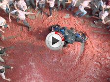 പള്‍സര്‍ എഎസ്200 തക്കാളിയേറില്‍ പങ്കെടുക്കാന്‍ സ്‌പെയിനിലേക്ക്