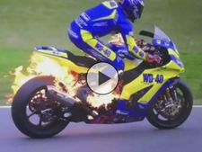 ഓടിക്കൊണ്ടിരിക്കുന്ന ബൈക്കിന് തീപ്പിടിച്ചാല്‍ എന്തു ചെയ്യും?