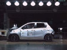 ആസിയാൻ ക്രാഷ് ടെസ്റ്റ്: 2 സ്റ്റാർ നേടി ഡാറ്റ്സൻ ഗോ