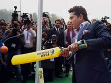 നിറയെ ആരാധക വലയങ്ങളുള്ള സച്ചിൻ ആരുടെ ഫാനാണ്?