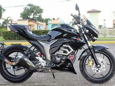 ഒരു ടൂറർ വാങ്ങാനൊക്കില്ലെങ്കിൽ ഇതാ ഇതുപോലൊരെണ്ണം ആയാലോ?