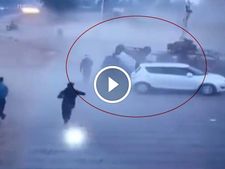 ബൈക്ക് യാത്രികന്റെ അശ്രദ്ധ; സ്വിഫ്റ്റ് ഡിസയര്‍ പറന്നത് തലകീഴായി, ഒഴിവായത് വന്‍ദുരന്തം