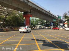 ബംഗളൂരുവില്‍ 'യെല്ലോ ബോക്‌സ് ജംങ്ഷന്‍'; പുതിയ സിഗ്നല്‍ നിയമത്തെ കുറിച്ച് അറിയേണ്ടതെല്ലാം