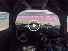 റോഡില്‍ മാത്രമല്ല, റേസ് ട്രാക്കിലും ഇനി സെല്‍ഫ് ഡ്രൈവിംഗ് കാറുകള്‍; വീഡിയോ