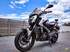 ഇത് ബജാജ് ഡോമിനാറും ഡ്യുക്കാറ്റി മള്‍ട്ടിസ്ട്രാഡയും ഒത്ത് ചേര്‍ന്നൊരു 'ഡോമിസ്ട്രാഡ'