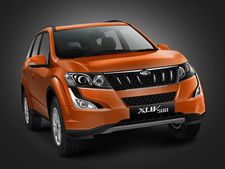 XUV500 ന്റെ പെട്രോള്‍ പതിപ്പുമായി മഹീന്ദ്ര; വില 15.49 ലക്ഷം രൂപ