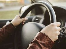 കാര്‍ എഞ്ചിന്‍ തകരാറിലാക്കുന്ന നാല് ഡ്രൈവിംഗ് ശീലങ്ങള്‍