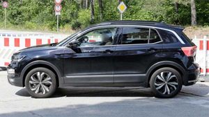 പുതിയ പോളോ എസ്‌യുവിയുമായി ഫോക്‌സ്‌വാഗണ്‍ — ഇന്ത്യയ്ക്ക് വേണ്ടി പ്രത്യേകം, ചിത്രങ്ങള്‍ പുറത്ത്