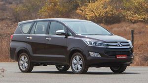 ടൊയോട്ട ഇന്നോവയ്ക്കും ഫോര്‍ച്യൂണറിനും ഇനി കൂടുതല്‍ ഫീച്ചറുകള്‍, ഒപ്പം വിലയും കൂടി