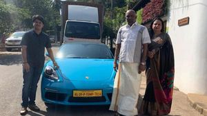 31 ലക്ഷം രൂപയ്ക്ക് ഫാന്‍സി നമ്പര്‍ സ്വന്തമാക്കി മലയാളി