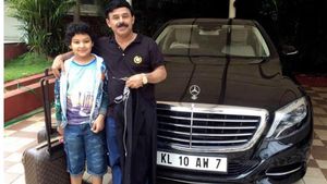 തൊഴിലാളിയിൽ നിന്ന് അത്യാഢംബര വാഹനങ്ങളുടെ മുതലാളിയായി മാറിയ മലയാളി