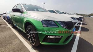 സ്കോഡ ഒക്ടാവിയ RS245 റാലി ഗ്രീൻ പതിപ്പ് ഡീലർഷിപ്പുകളിൽ എത്തി