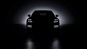 2021 പനാമേര ഹൈബ്രിഡ് സ്പോർട്‌സ് കാറിന്റെ വീഡിയോ ടീസർ പങ്കുവെച്ച് പോർഷ