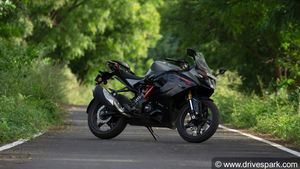 ട്രാക്കിൽ നിന്ന് റോഡിലേക്ക്; ടിവിഎസ് അപ്പാച്ചെ RR 310 റോഡ് ടെസ്റ്റ് റിവ്യൂ