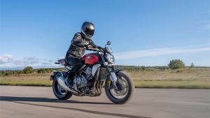 മുഖംമിനുക്കി പുതിയ ഹോണ്ട CB1000R എത്തി; ഇന്ത്യയിലേക്ക് അടുത്ത വർഷം