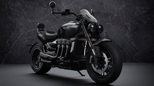 റോക്കറ്റ് 3R ബ്ലാക്ക്, റോക്കറ്റ് 3GT ട്രിപ്പിൾ ബ്ലാക്ക് എഡിഷൻ മോഡലുകൾ അവതരിപ്പിച്ച് ട്രയംഫ്