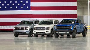 ആഗോള അരങ്ങേറ്റത്തിന് മുമ്പ് ഫോർഡ് F150 ലൈറ്റ്നിംഗിന്റെ ചിത്രങ്ങൾ പുറത്ത്