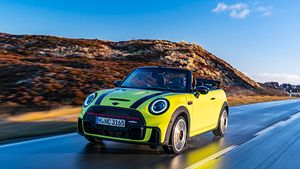 കുഞ്ഞൻ കൺവേർട്ടിബിളിന് പുതുതലമുറ അവതരിപ്പിക്കാനൊരുങ്ങി മിനി