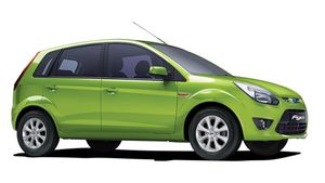 കേമൻമാർ; 2010 കാലഘട്ടത്തിൽ വിണിയിലെത്തി ചരിത്രം തീർത്ത ചില കാറുകൾ